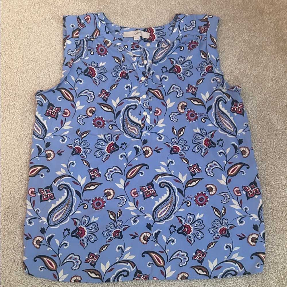 Loft blue floral and paisley sleeveless mixed media top with button detail